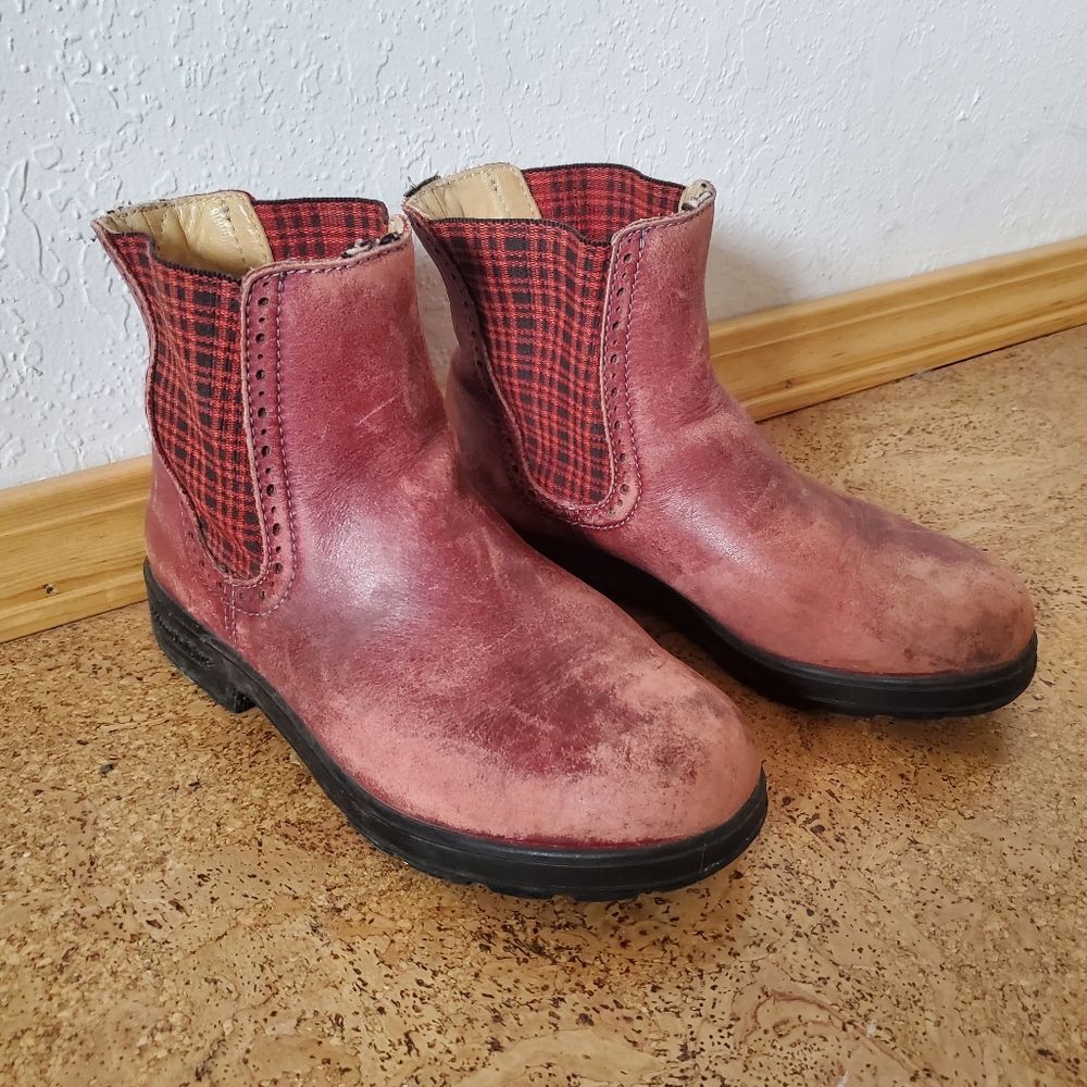Blundstones Brick Red 6.5